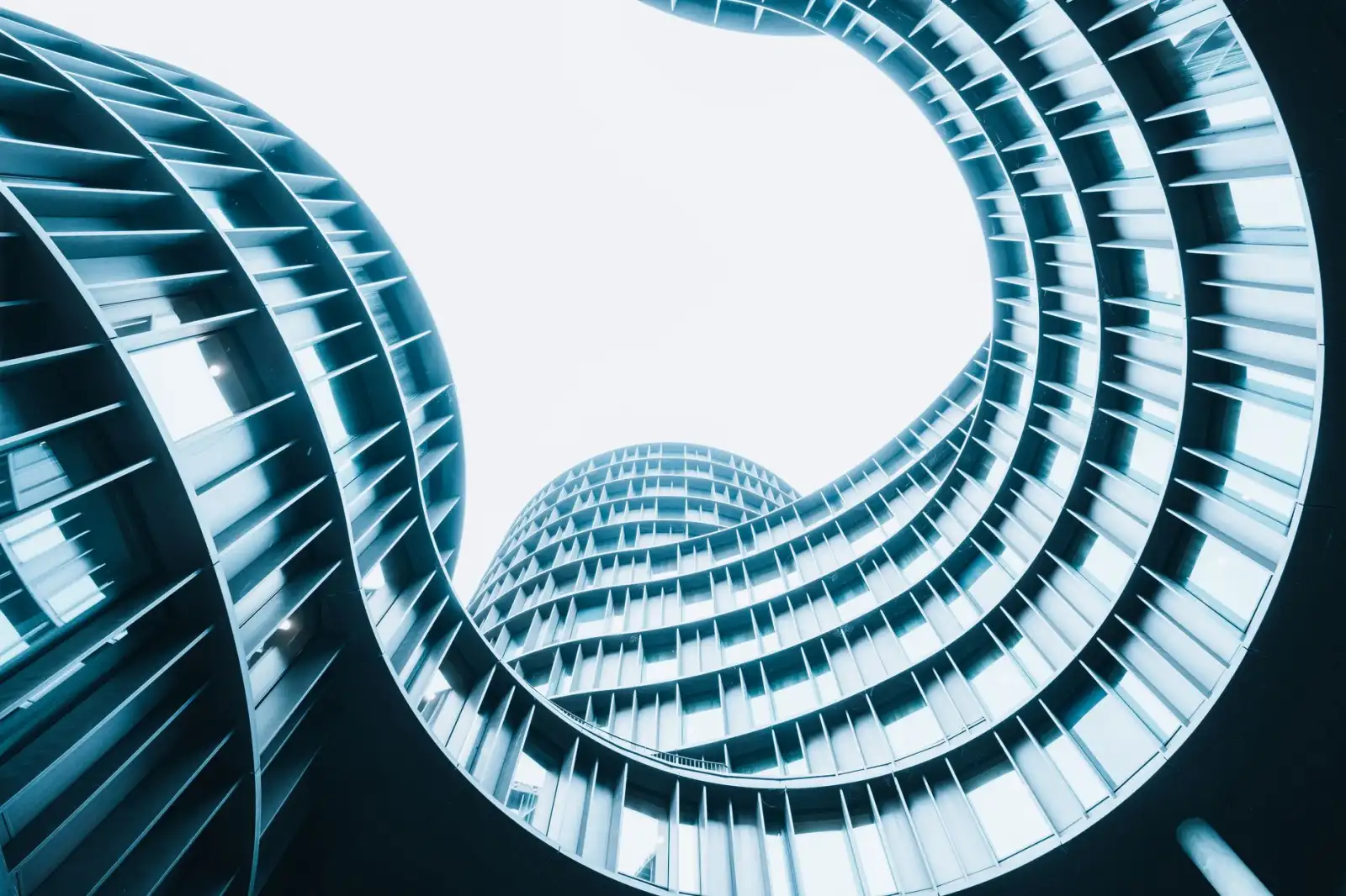 武汉建材市场五金配件选购指南与质量鉴别要点
